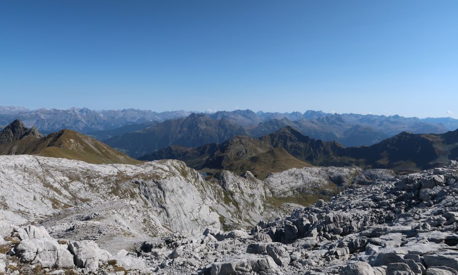 __NO_NAME__ __NO_NAME__