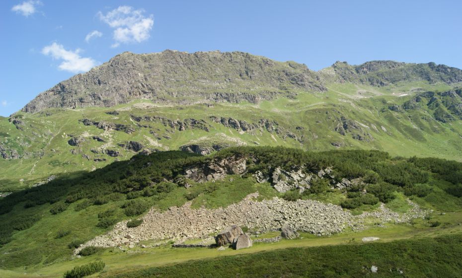 __NO_NAME__ __NO_NAME__