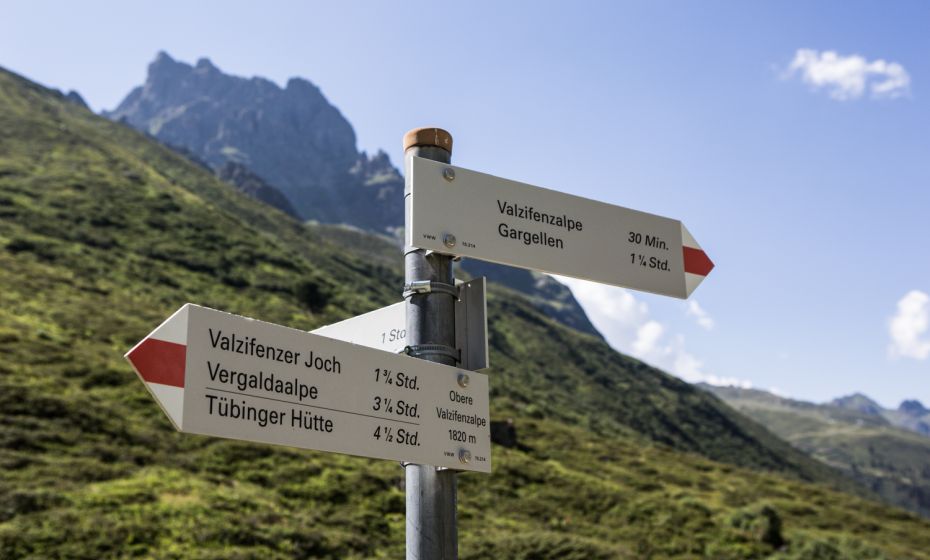 Wegweiser im Montafon