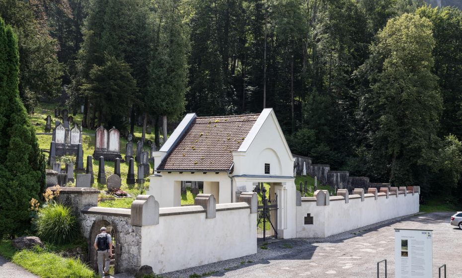 Jued_Friedhof_CRwalser_729-scaled.jpg Jued_Friedhof_CRwalser_729-scaled.jpg