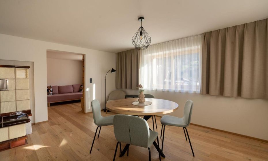 Stilvoll sanierte Altbau-Wohnung, Dornbirn Kehlegg