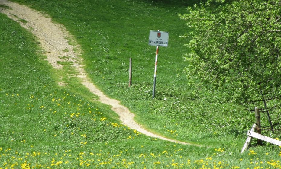 Ein Relikt aus alten Zeiten zur Erinnerung an Ã¼berwachte Staatsgrenzen