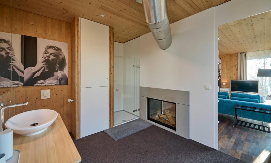 Design Apartment mit Panoramafenster & Naturblick - KLIMATISIERT