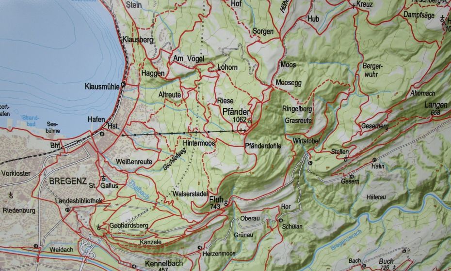 Erich Zucalli - Erich Zucalli / www.guideservice.at Dieser Kartenausschnitt weist auf unzählige Wandermöglichkeiten am Pfänder hin