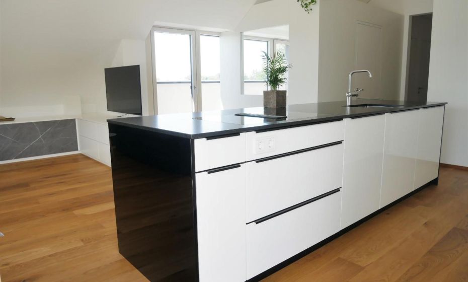 Penthouse 37th HEAVEN (ca. 90mÂ²)