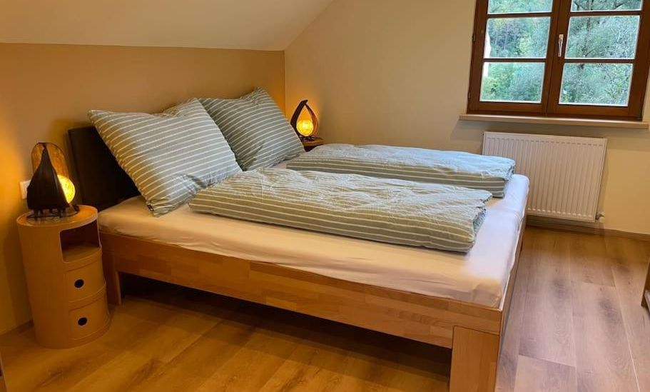 Neu renoviertes 2Zi Appartment im DG Neu renoviertes 2Zi Appartment im DG