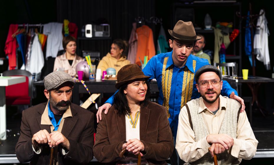 02_HIRTENSALAT_UND_TORTE_PRESSE(c)Florian Koller_Mistura OG-5.jpg