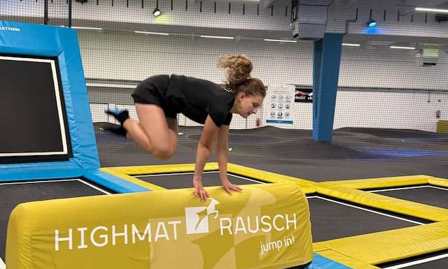 @HIGHMATRAUSCH_Obstacle_Trampolin_k.jpg