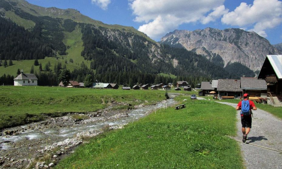 Erich Zucalli - www.guideservice.at Im "Himmel" schlieÃt sich der Kreis. Eine tolle Wanderung neigt sich dem Ende zu