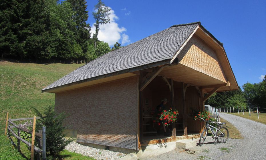 Die Kapelle in der Parzelle Stöck im neuen Kleid Die Kapelle in der Parzelle Stöck im neuen Kleid