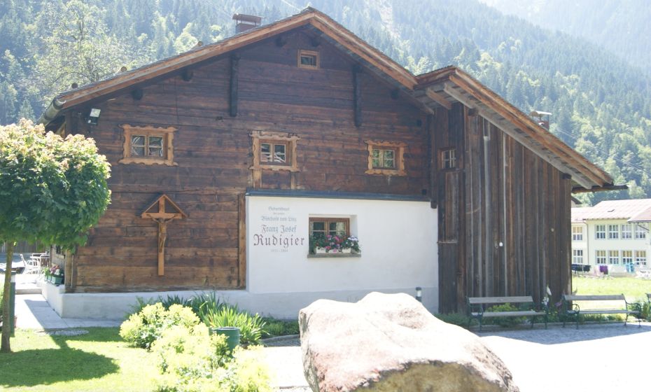 Julia Mangeng - Silvretta Historica; Montafon Tourismus GmbH Bischof Rudigier Geburtshaus