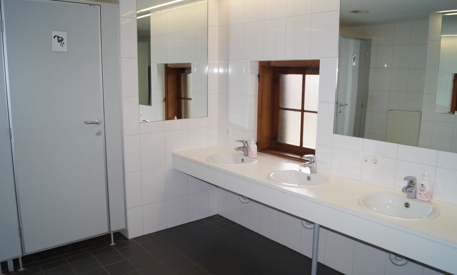 Hostel Feldkirch GmbH Feldkirch, Dusche-Bad Hostel Feldkirch GmbH Feldkirch, Dusche-Bad