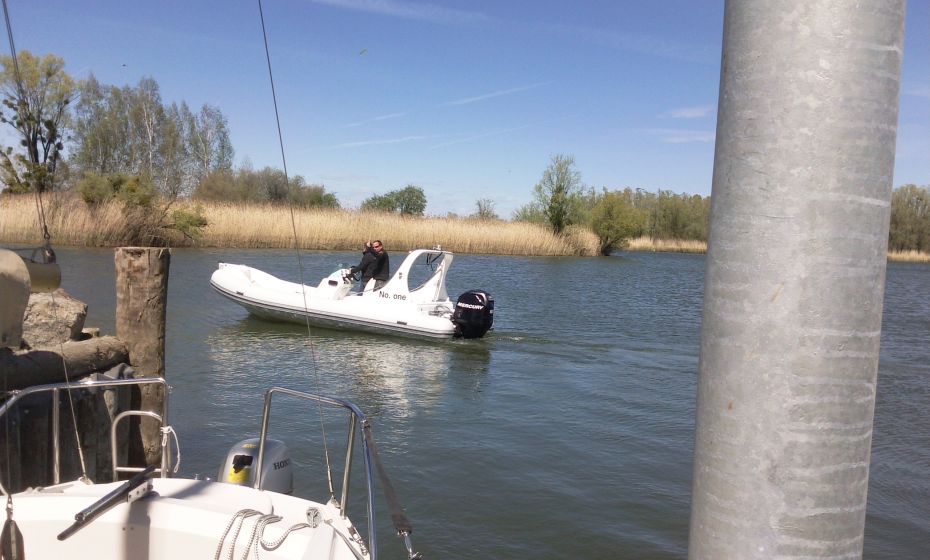 Segel- und Motorbootschule FuÃach Segel- und Motorbootschule FuÃach