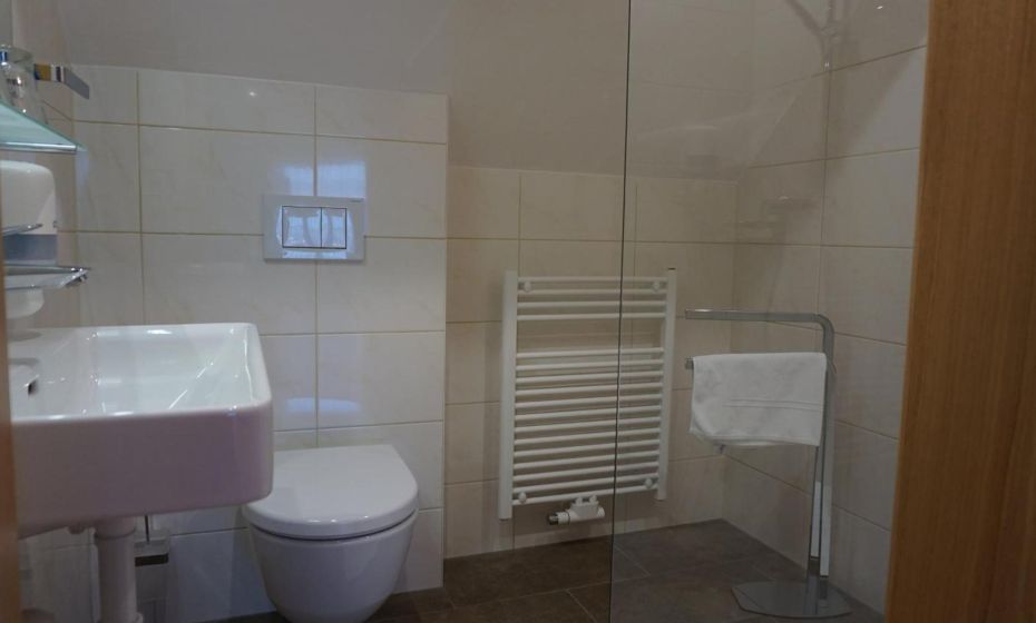 Waldrast Bed & Breakfast