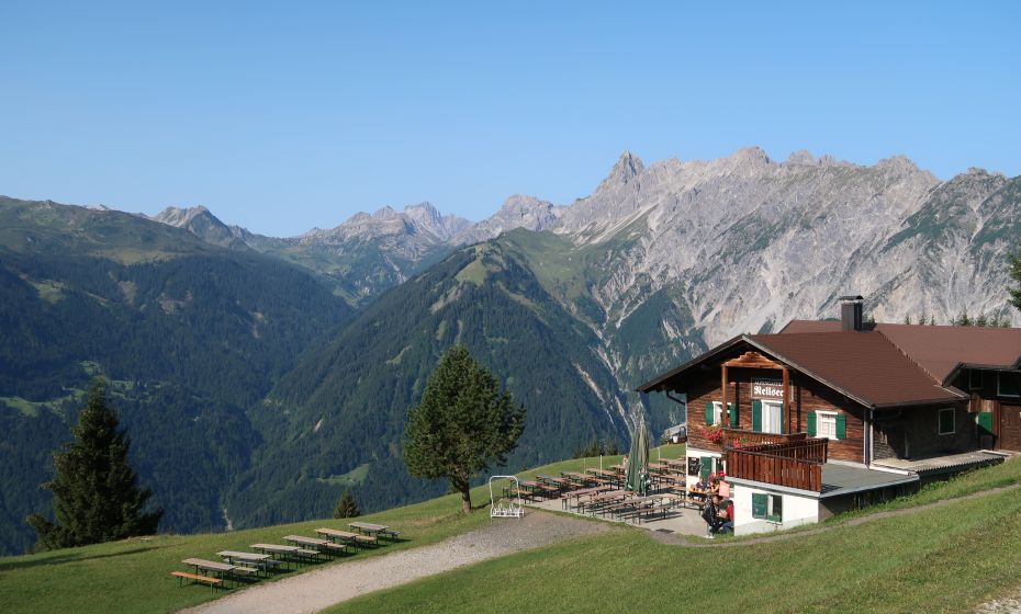 Morgens am Alpengasthof Rellseck Morgens am Alpengasthof Rellseck