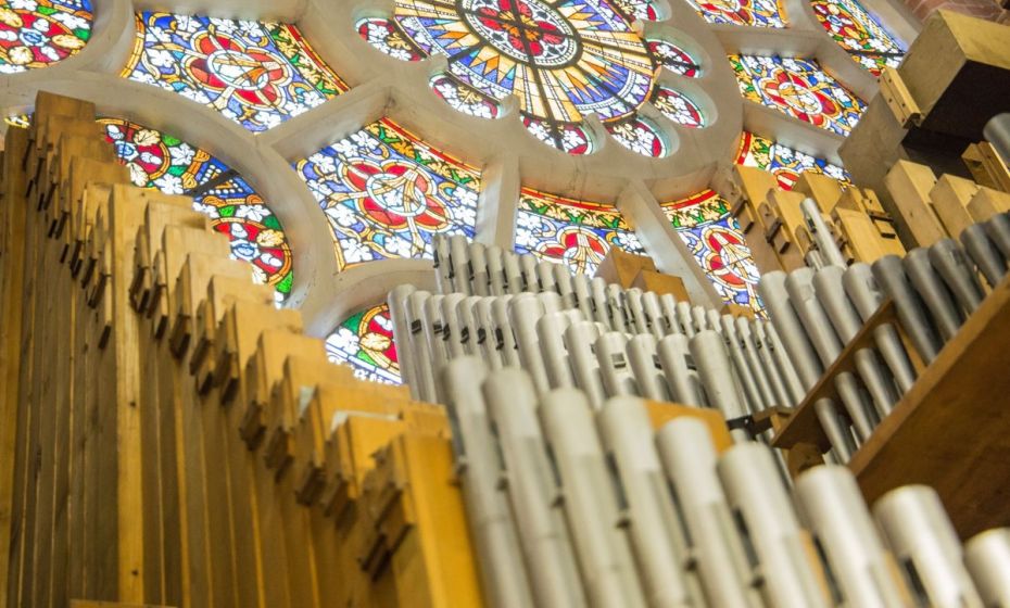 Herz Jesu Kirche Bregenz mit Orgel