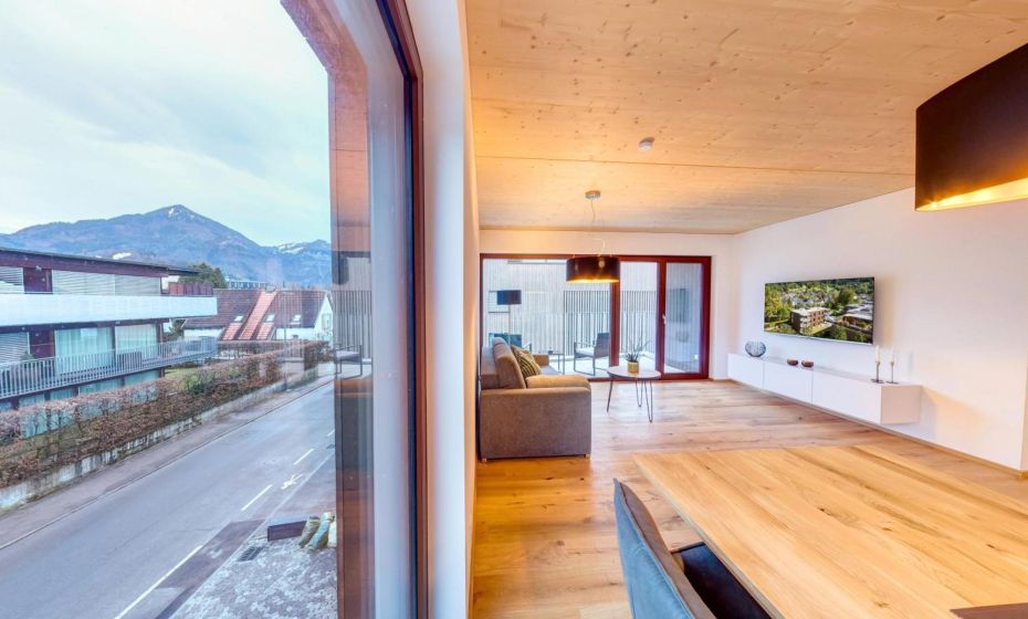 Urban-Apartmenthaus zwischen Berg und See