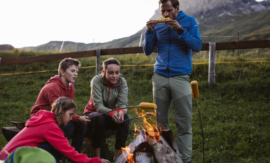 (c)Warth-Schröcken Tourismus_Fotograf Sebastian St (c)Warth-Schröcken Tourismus_Fotograf Sebastian St