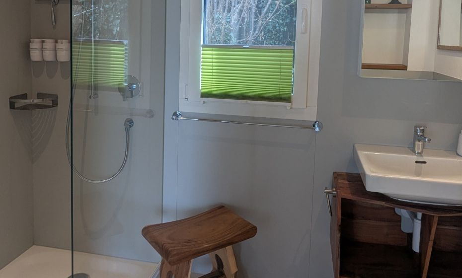 Ferienhaus Haus im Garten in Feldkirch-Badezimmer