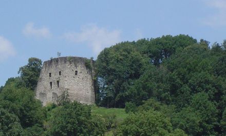 Barbara Neyer - www.Bodensee-Vorarlberg.com Schlins, Burgruine Jagdberg