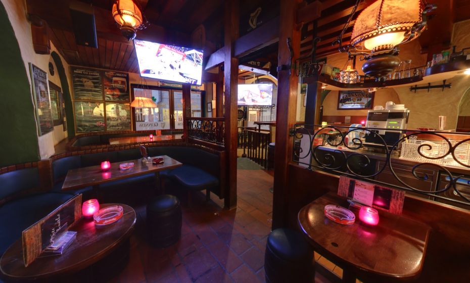 Shamrock Irish Pub 04