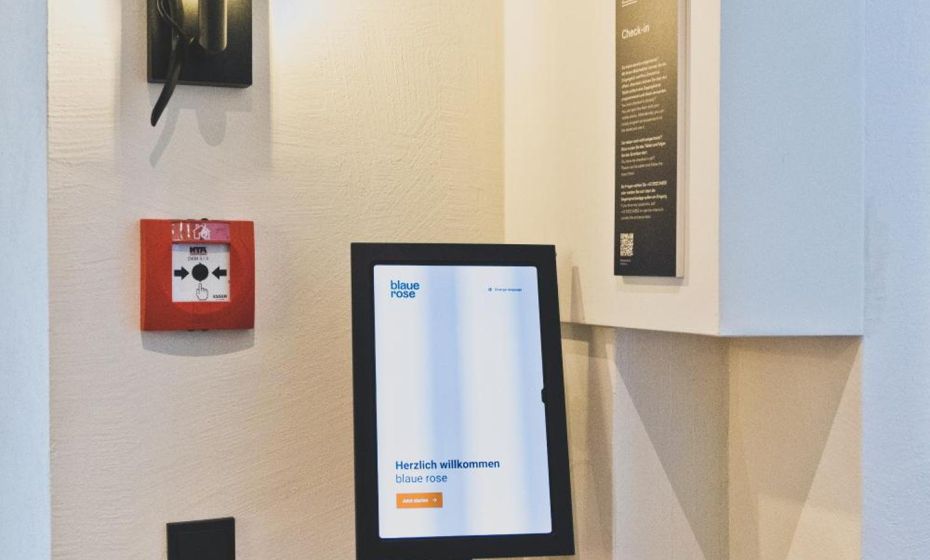 HOTEL BLAUE ROSE -digital check in-