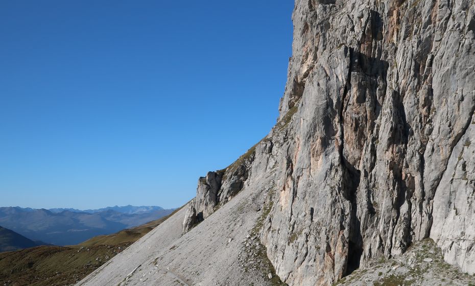 __NO_NAME__ __NO_NAME__