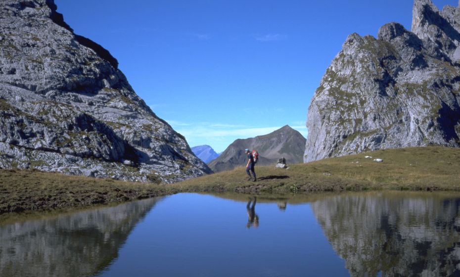 Julia Mangeng Schweizer Tor