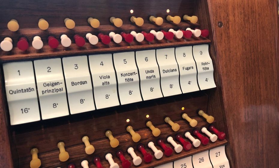 Orgel-Herz-Jesu-Kirche-Bregenz-Saniert-durch-Rieger-Orgelbau.jpeg
