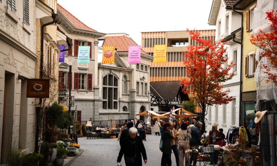 Ems trödelt Marktstand Ems-trödelt-2025-Hohenems.jpg